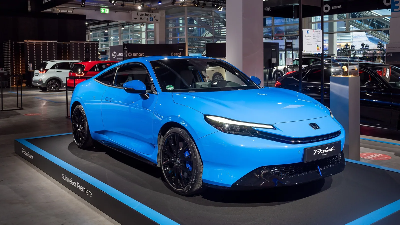 Honda Prelude hybride bleue exposée au salon Auto Zürich 2025