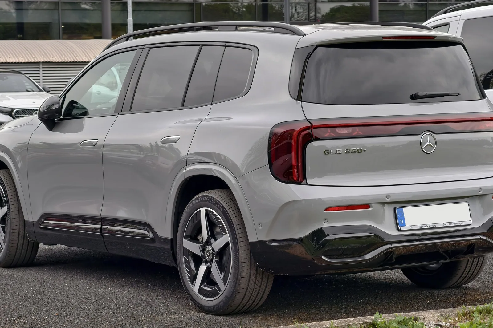 Mercedes-Benz GLB de deuxième génération vu de l’arrière